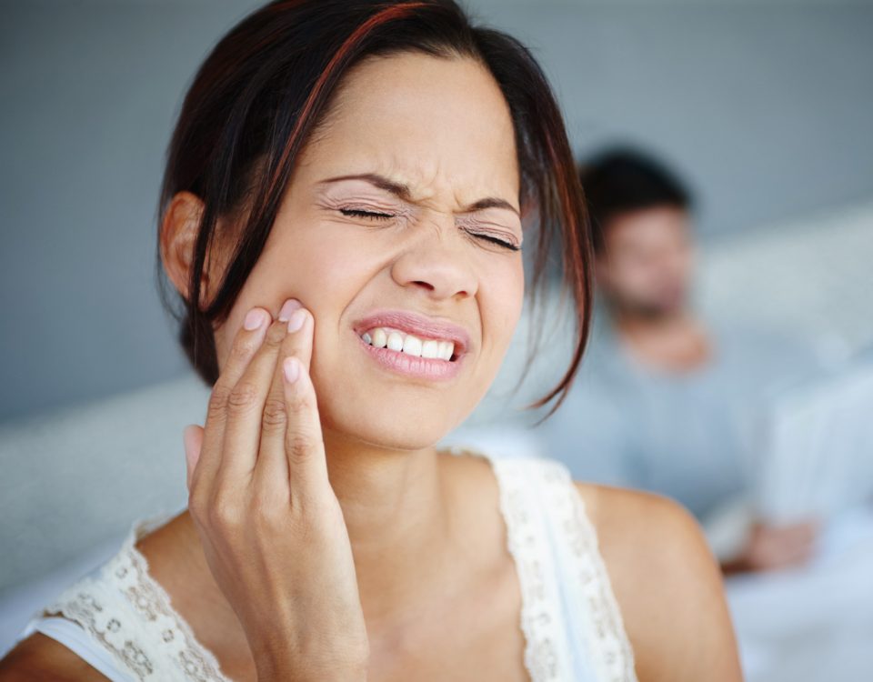 how to calm tooth pain